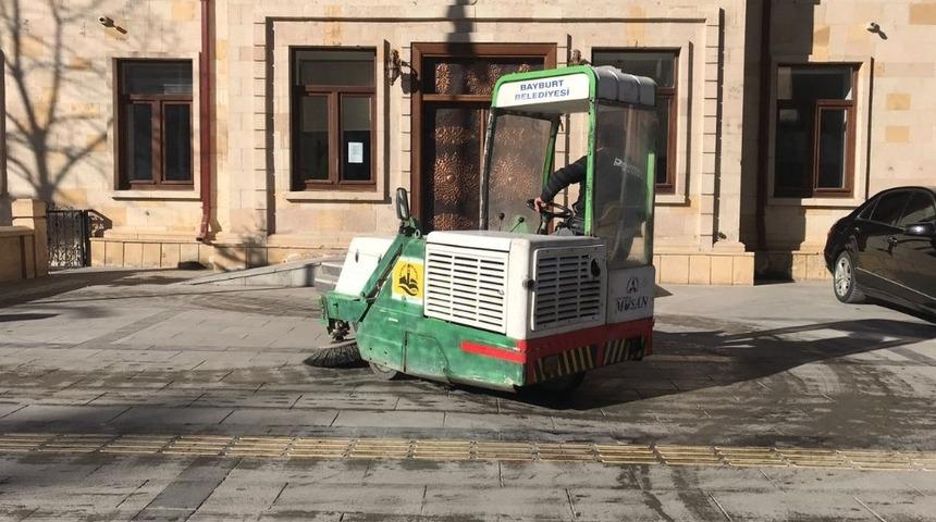 Bayburt&rsquo;ta cadde ve sokaklar temizlendi