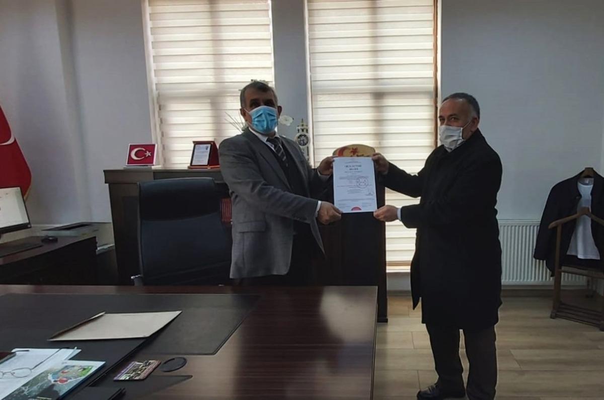 Adilcevaz&rsquo;da &ldquo;Okulum Temiz&rdquo; projesi kapsamında 28 okula belge verildi