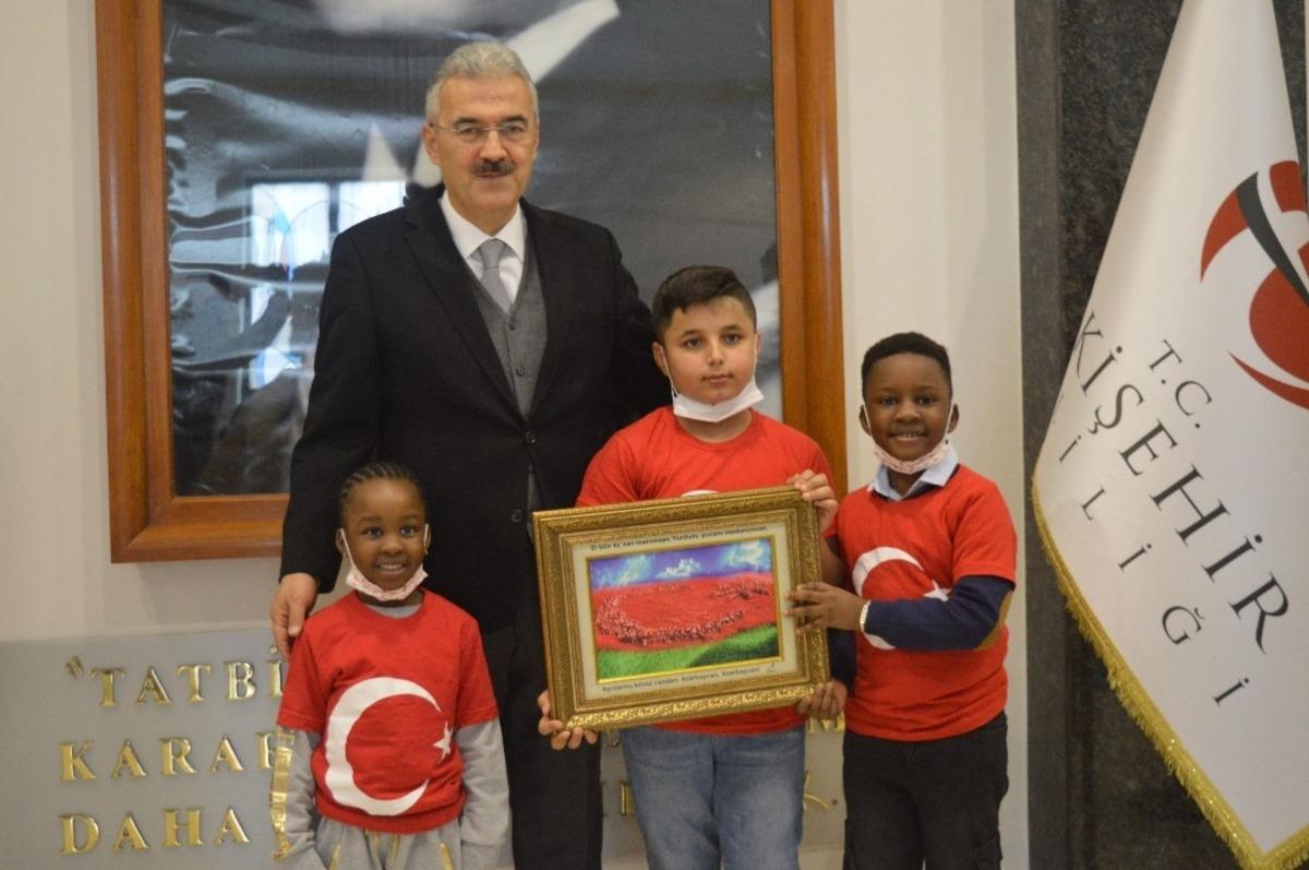 Uluslararası G&ouml;&ccedil;menler G&uuml;n&uuml;&rsquo;nde de T&uuml;rkiye onların yanında oldu