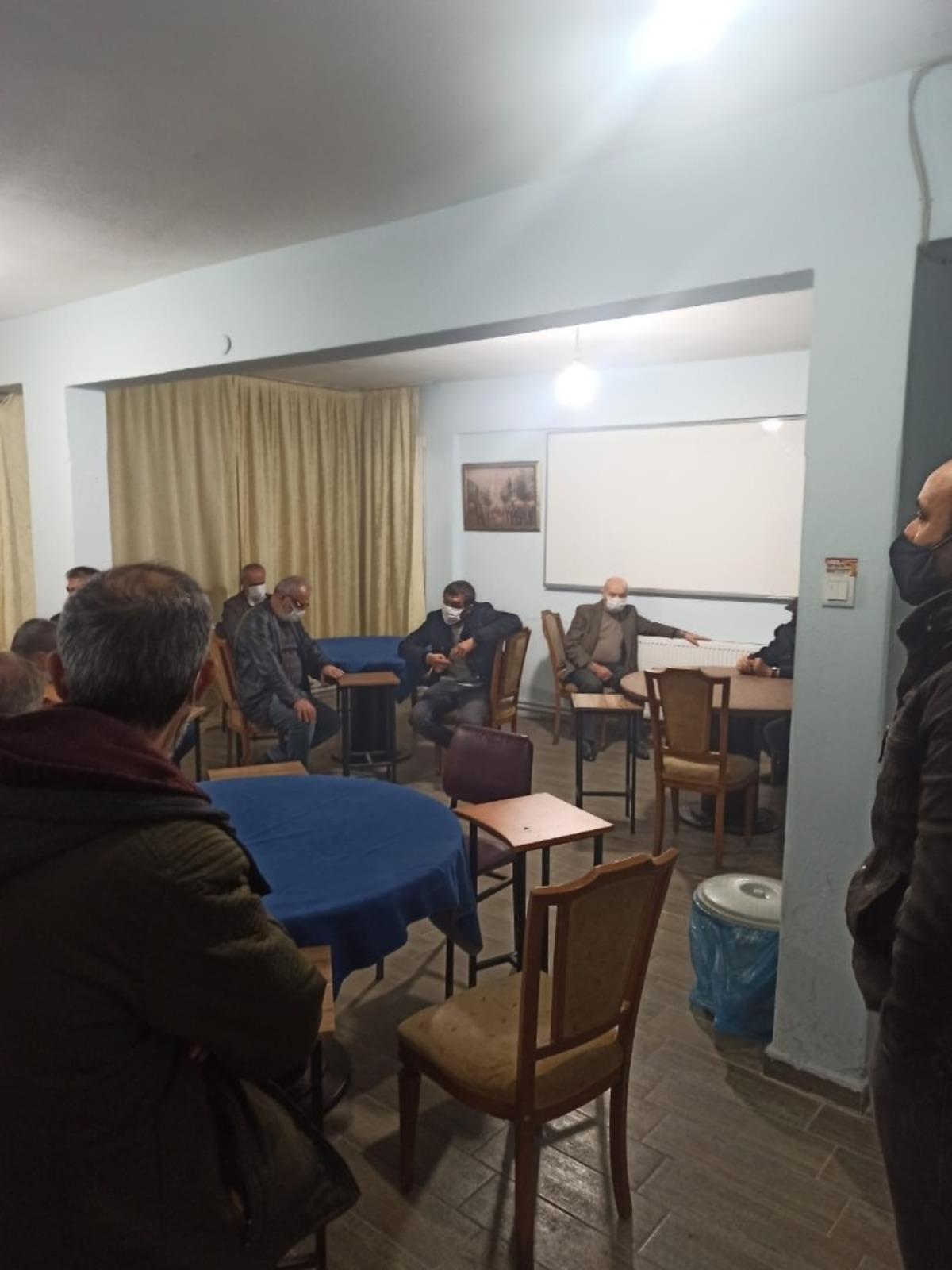 Isparta&rsquo;da kumar oynayan 19 kişiye toplam 81 bin 900 TL para cezası uygulandı