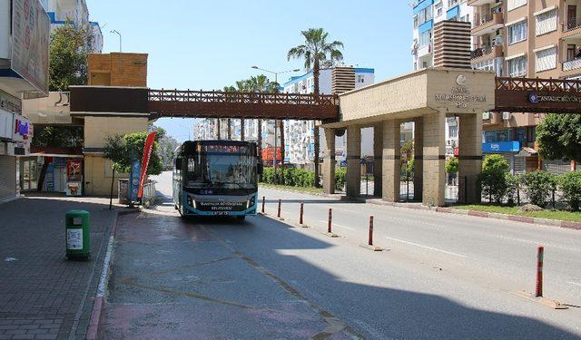 Sokağa çıkma kısıtlamasında toplu taşıma için 23 hatta 43 araç seferde