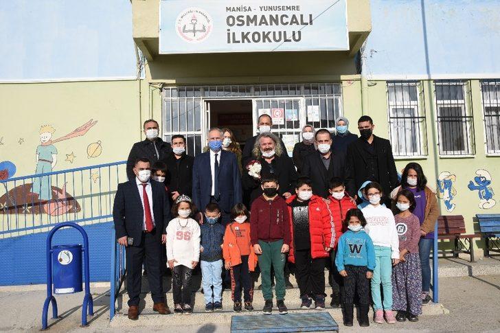 Köy okullarına giyim ve kırtasiye desteği G1