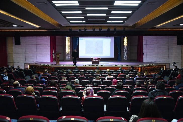 Köy okullarına giyim ve kırtasiye desteği G4