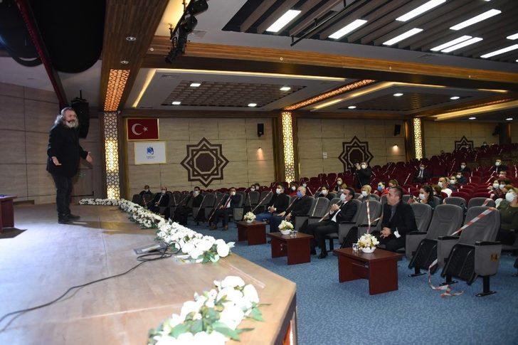 Köy okullarına giyim ve kırtasiye desteği G5