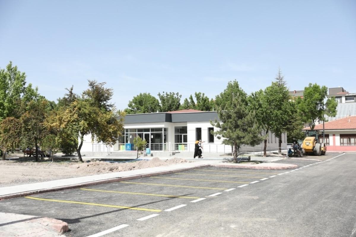 Başkan &Ccedil;olakbayrakdar&rsquo;dan asfalt &ccedil;alışmalarıyla kırılması g&uuml;&ccedil; tarihi bir rekor