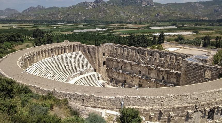 Aspendos nerede, hangi ilde? Tiyatrosu, antik kenti, bulvarı nerede?