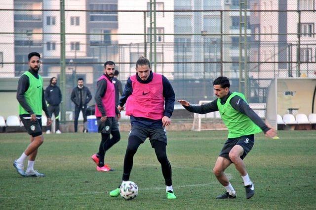 Amedspor ve Diyarbekirspor’un yoğun maç programı