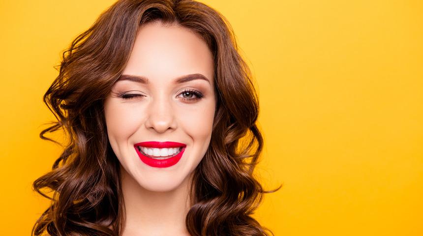 Kadınlar dudak &uuml;st&uuml; t&uuml;ylerinden nasıl kurtulur?