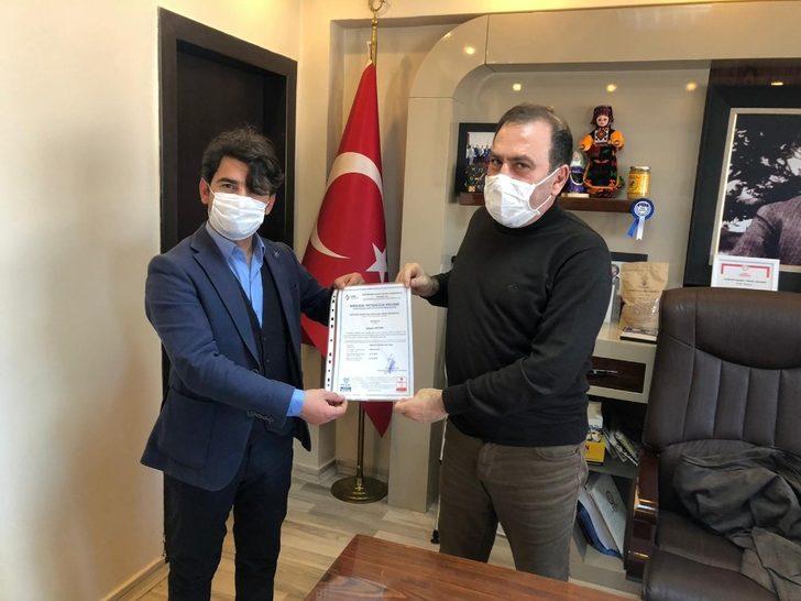 Başarılı kursiyerlere sertifika G4