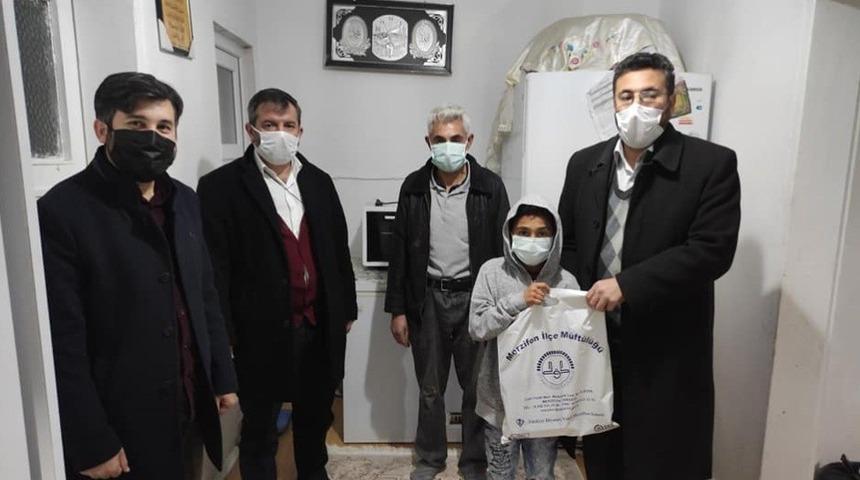 K&uuml;&ccedil;&uuml;k Yusuf&rsquo;un tablet talebini m&uuml;ft&uuml; karşıladı