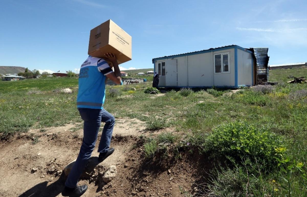 Van B&uuml;y&uuml;kşehir Belediyesi sosyal belediyecilikte &ccedil;ığır a&ccedil;tı