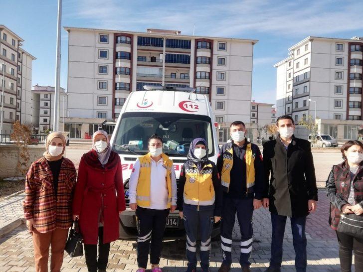 Suluovalı AK kadınlardan sağlıkçılara özel ikram G1