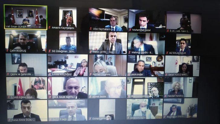 Vali Güner’den uyarı: Esnek çalışma izin olarak değerlendirilmemeli G4