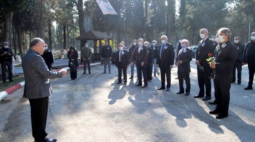 Başkan Tarhan, Akın Özdemir’in anma törenine katıldı