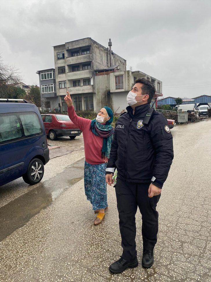 Düzce'de evinin yolunu kaybeden kadına polis yardım etti G1