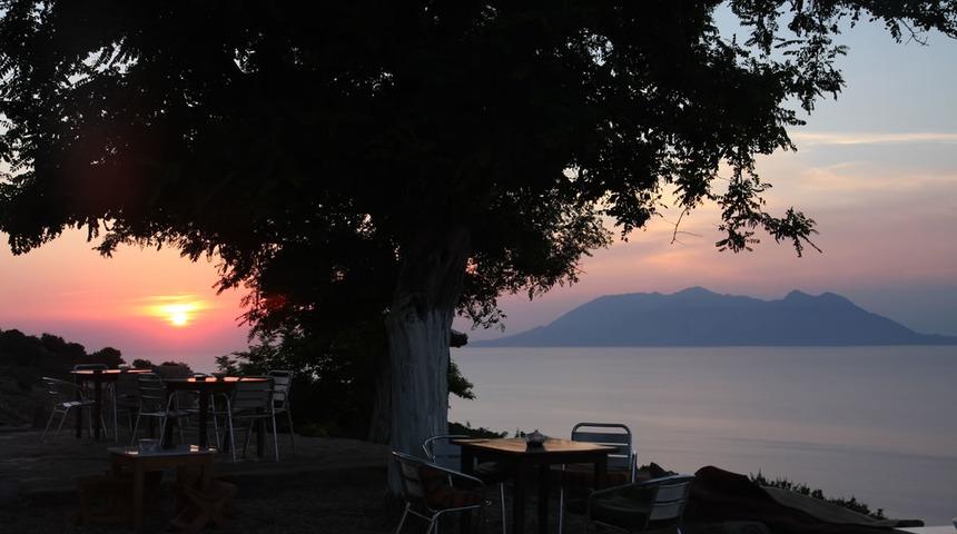 Gökçeada nerede, nereye bağlı? Denize nerede giirilir, nasıl gidilir?