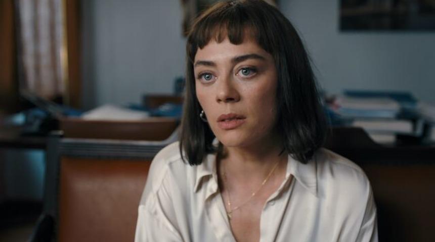 Demet Evgar’ın Alev Alev dizisinde sergilediği oyunculuk performansı ve yaptığı ‘Ölmek İstemiyorum’ konuşması sosyal medyada büyük ses getirdi!