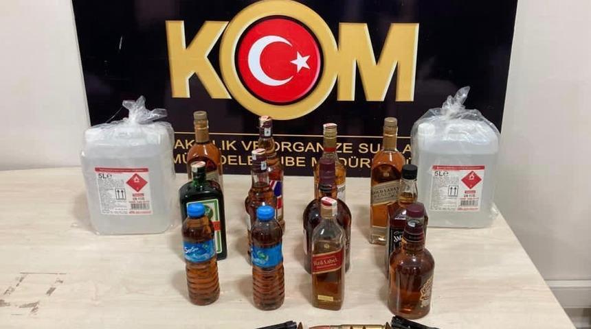 U&ccedil;aksavar mermileri ve sahte alkol ele ge&ccedil;irildi