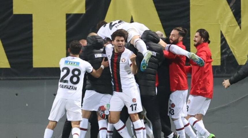 Karag&uuml;mr&uuml;k, Galatasaray'a karşı 60 yıllık hasreti dindirdi