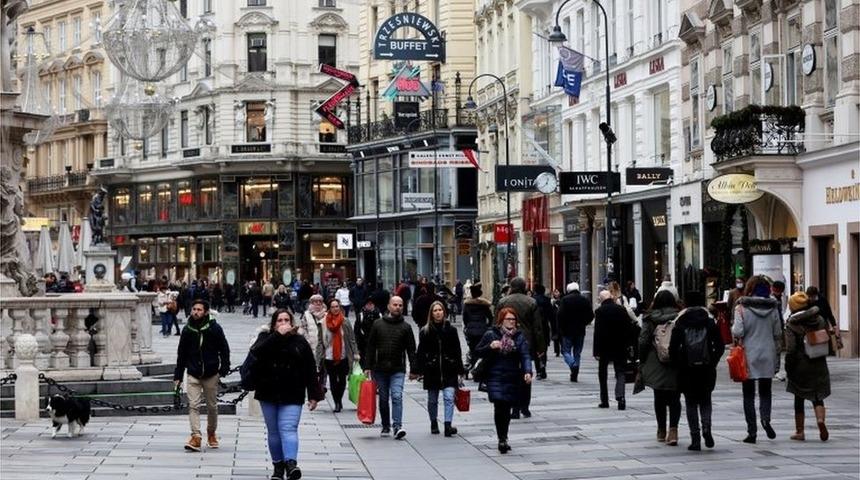 Covid: Avusturya 4 haftalık yeni &ouml;nlemleri a&ccedil;ıkladı