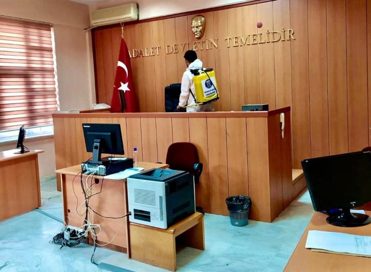 Didim&rsquo;de dezenfekte &ccedil;alışmaları s&uuml;r&uuml;yor