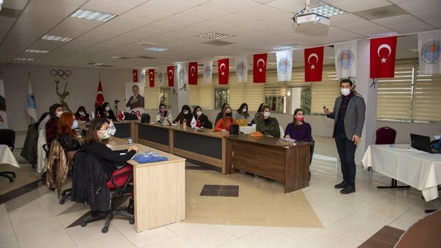 ’Teksin Mersin’ personeline oryantasyon eğitimi verildi