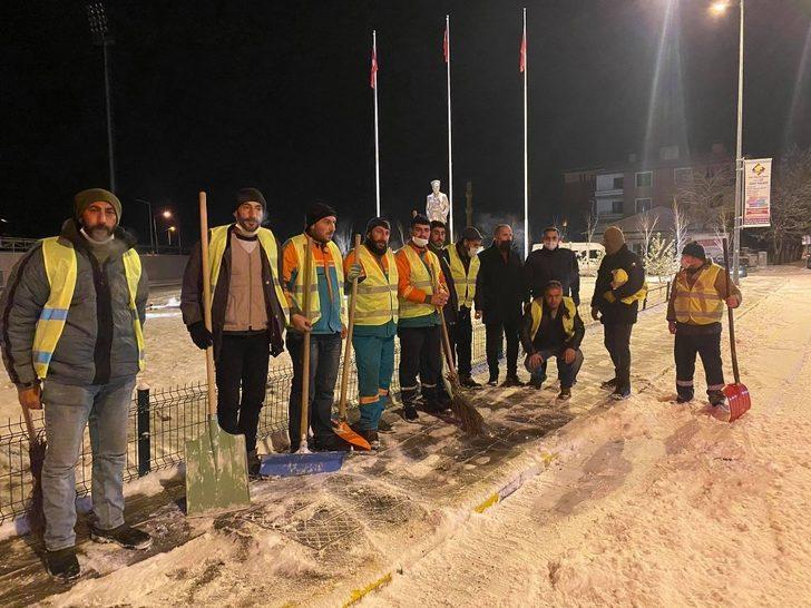 Karla birlikte karla mücadele ekiplerine ikramiye yağdı G5