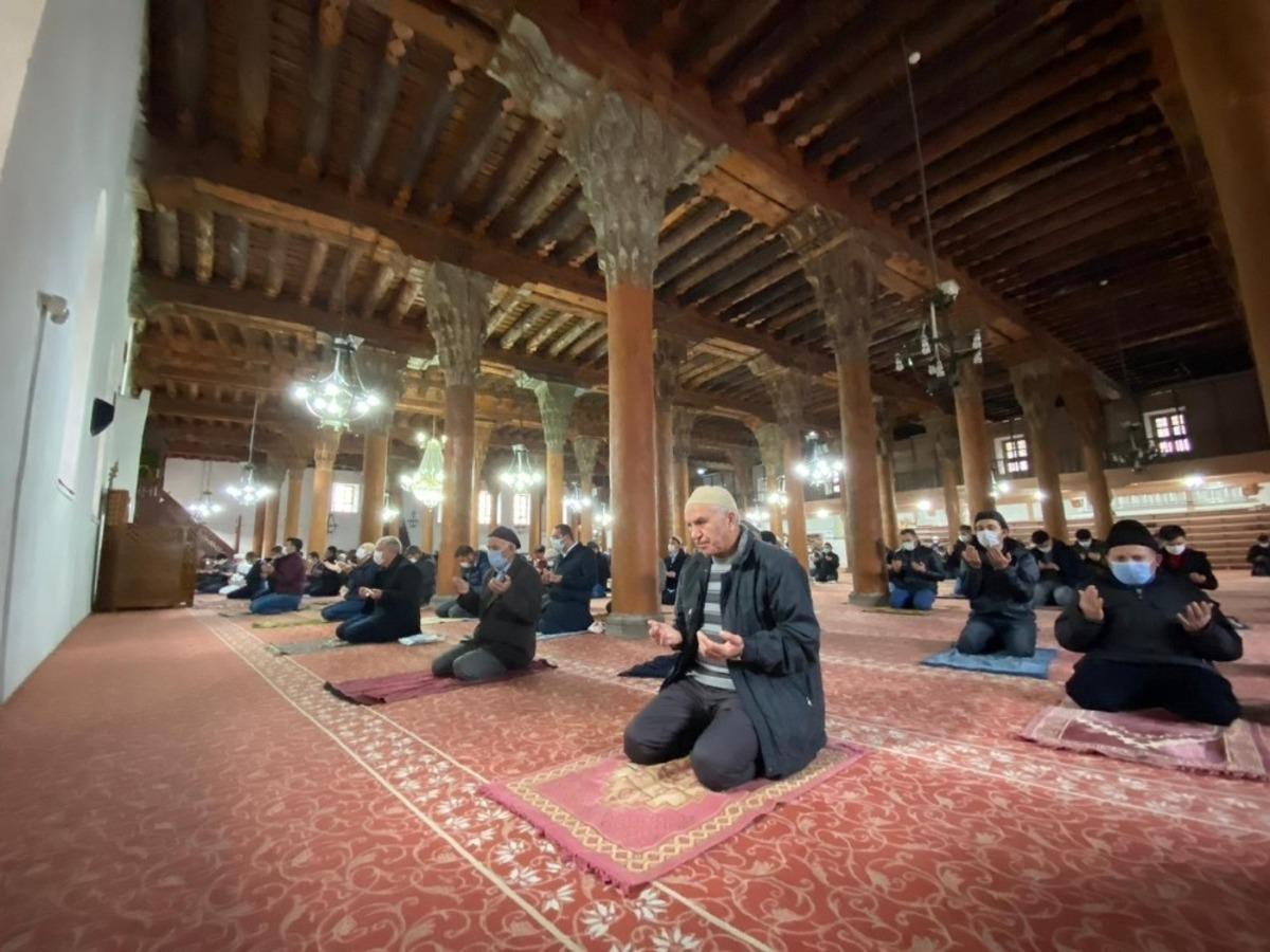 (&Ouml;zel) 7 asırlık cami yıllardır dimdik ayakta