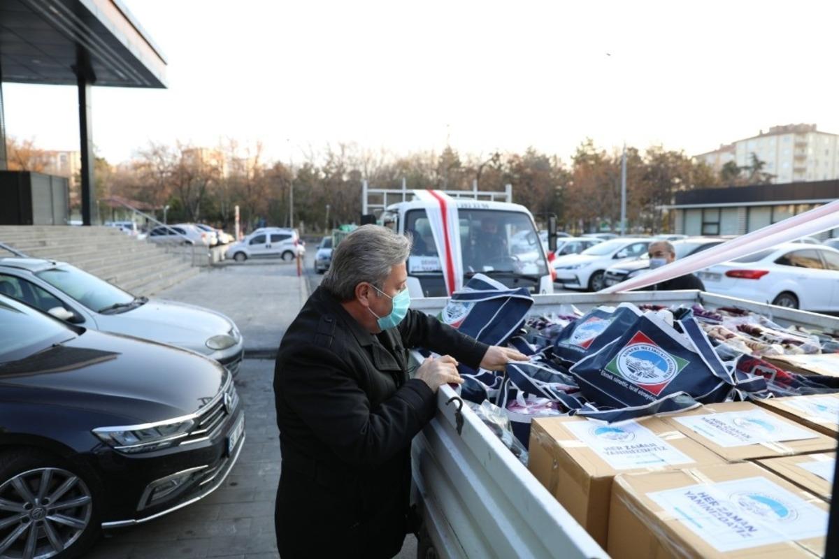 Melikgazi&rsquo;de hayırseverlerle kapsamlı sosyal yardımlar devam ediyor