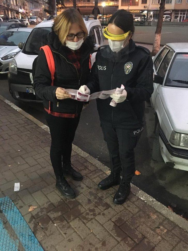 Polis ekipleri ilçede KADES uygulamasını tanıttı G3