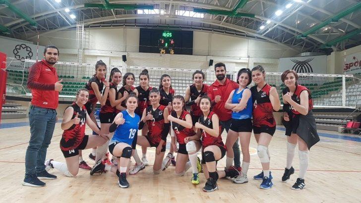 Van’ın sultanları kazanmaya devam ediyor G1