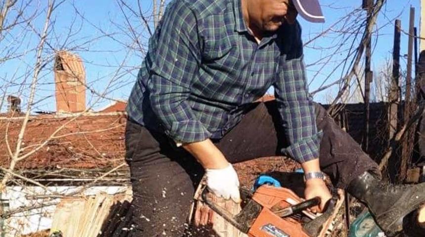 Muhtardan örnek davranış