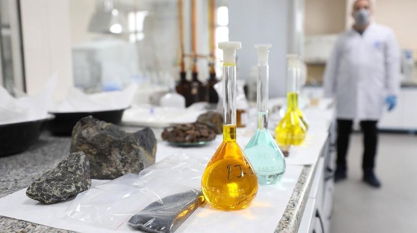 Dokuz Eylül’den maden analizleri için yerli referans malzeme