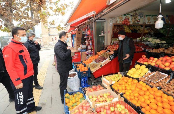 Vali Masatlı araçları denetledi, izin belgelerini kontrol etti G5