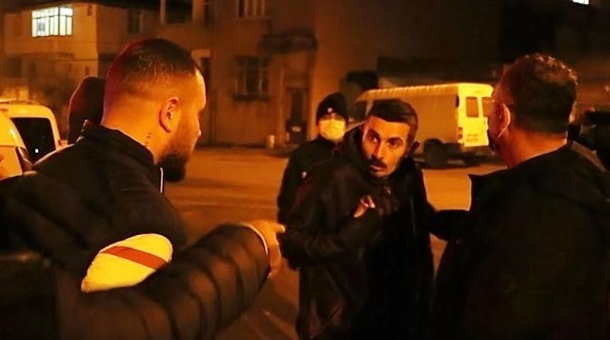 Polis aracına çarpan şahısların ‘şoför benim’ tartışması