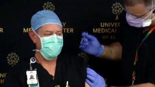 Teksas eyaletindeki tıp merkezinde sahte aşılama krizi