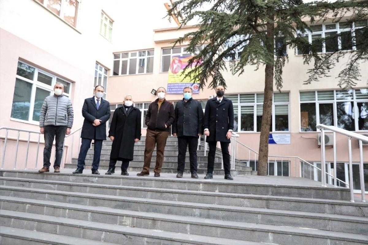 Melikgazi şehir merkezini g&uuml;zelleştiriyor