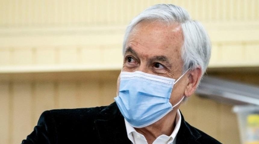 Şili Devlet Başkanı, maskesiz selfie y&uuml;z&uuml;nden 3500 dolar para cezası aldı