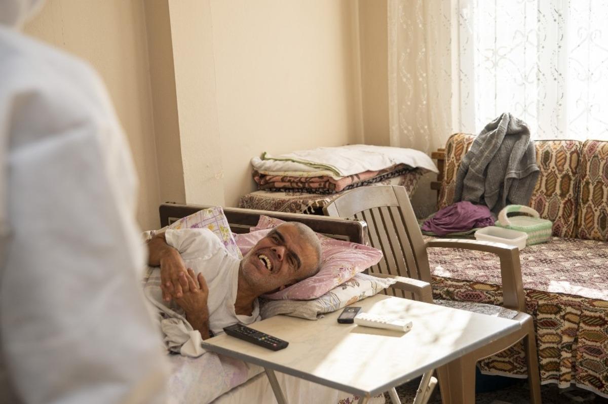 Mersin B&uuml;y&uuml;kşehir Belediyesi evde sağlık ve bakım hizmeti ağını genişletti