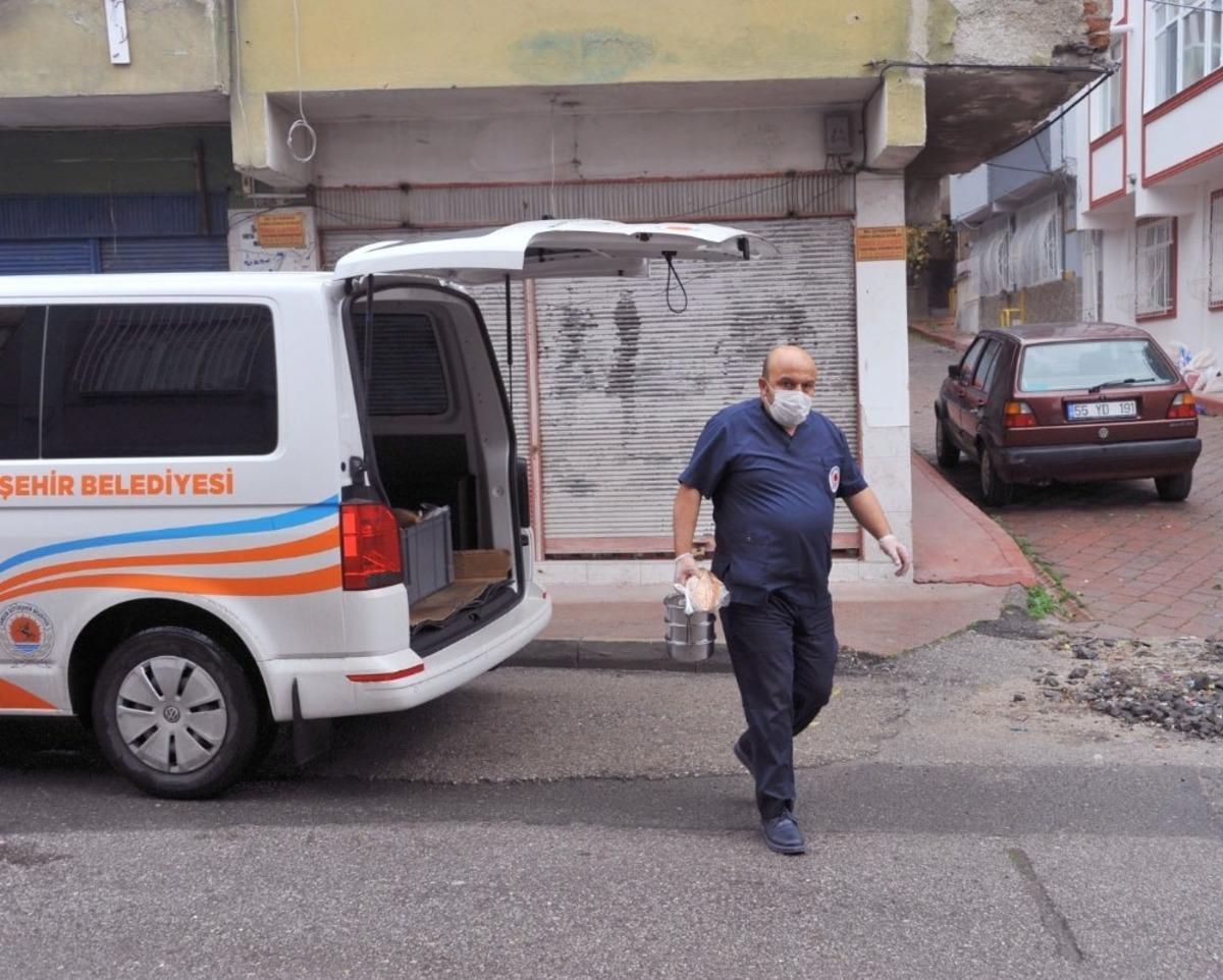 Samsun B&uuml;y&uuml;kşehir Belediyesi ile sofralar boş kalmıyor