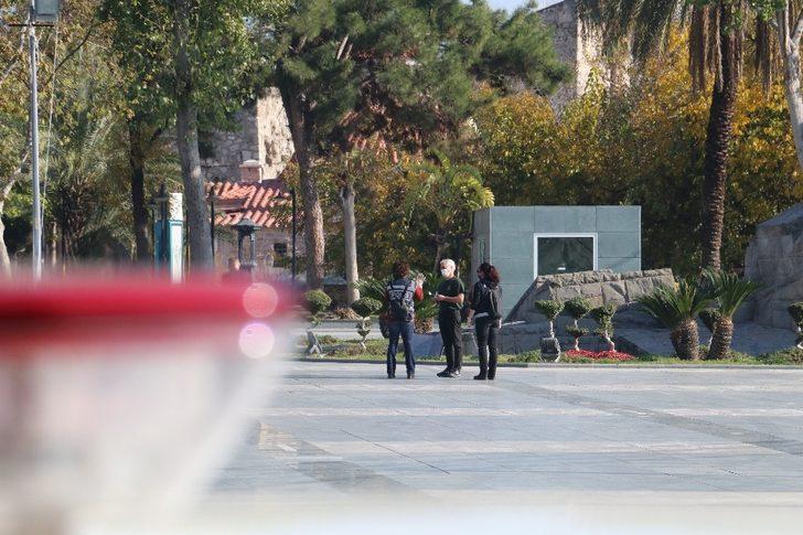 Antalya kısıtlamada sessizliğe büründü G3