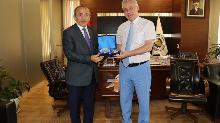 Manisa TSO ve Ranepa &Uuml;niversitesi iş birliğine Kremlin&rsquo;den &ouml;d&uuml;l