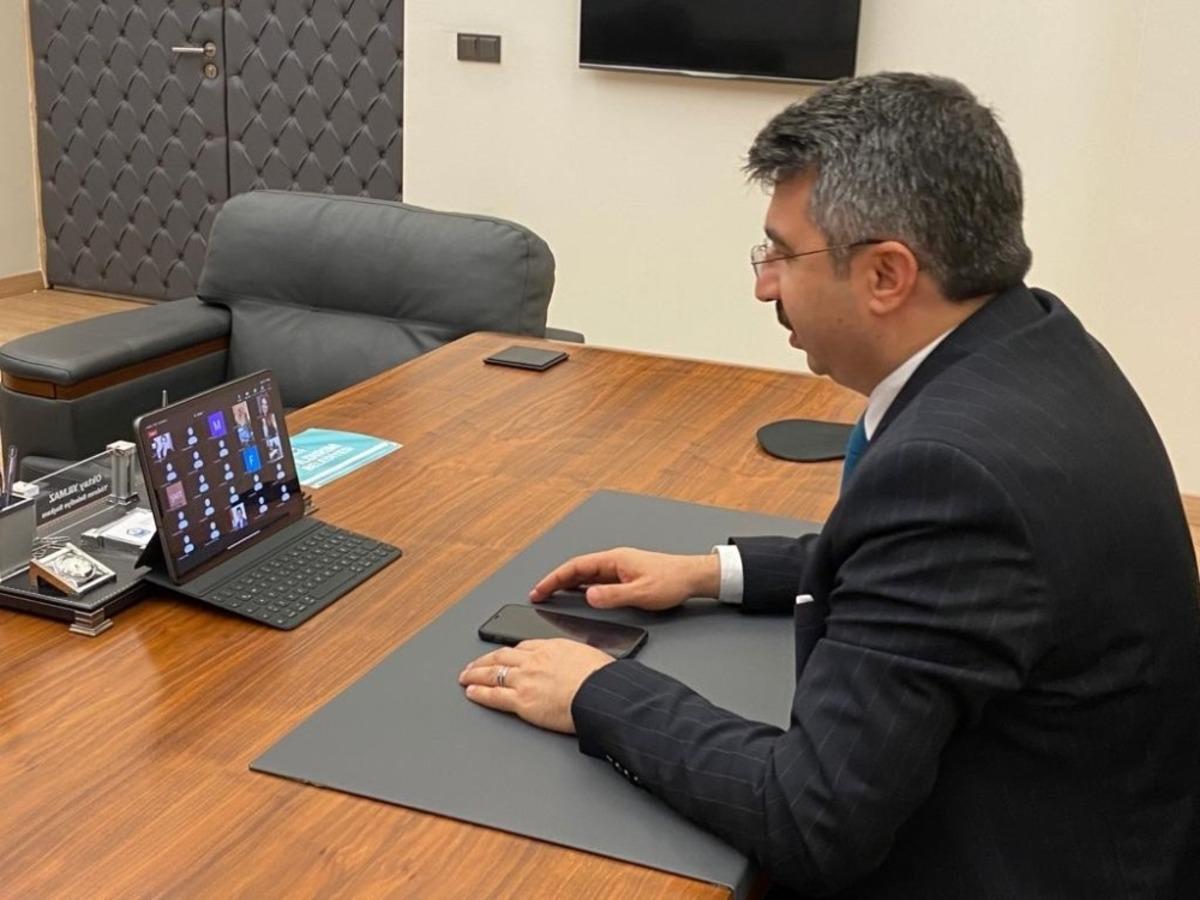 Yıldırımlı gen&ccedil; dimağlara entelekt&uuml;el eğitim