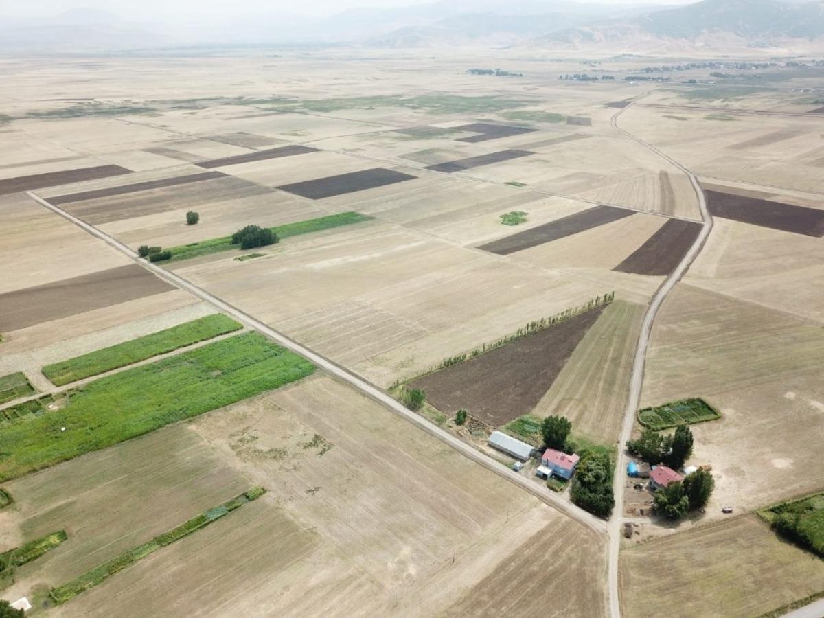 Muş ve Bitlis&rsquo;te 189 bin 180 dekar alanda toplulaştırma yapıldı