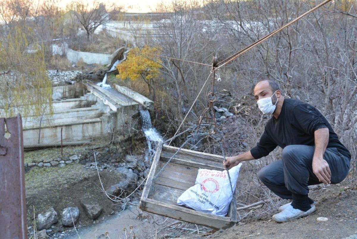 Hakkari&rsquo;de 30 yıllık ulaşım &ccedil;ilesi sona erdi
