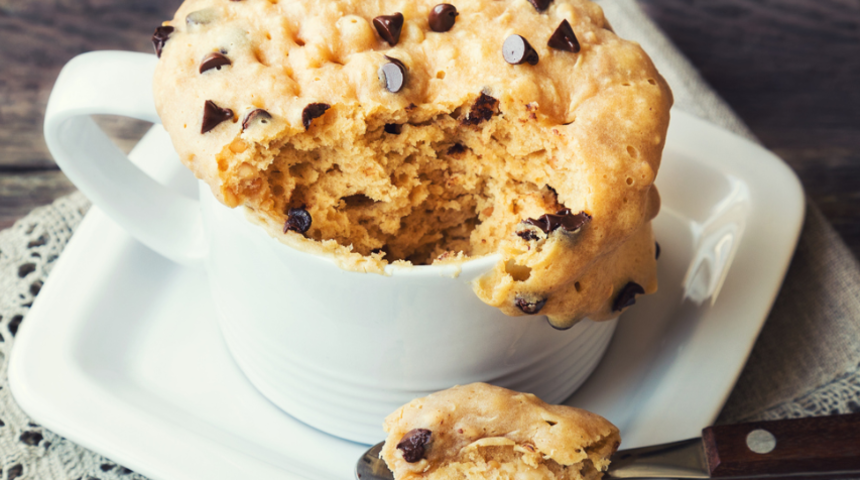 Mikrodalgada pişiyor, şipşak hazırlanıyor: &Ccedil;ikolatalı kurabiye tarifi