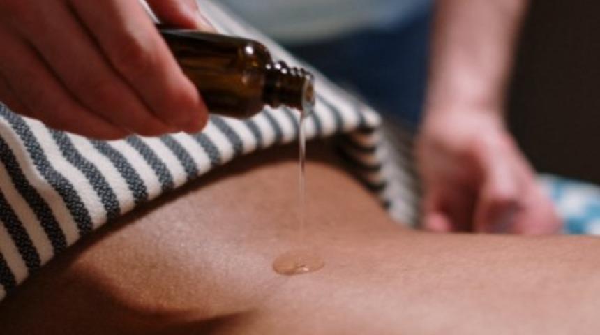 Hint yağı nedir ve ne işe yarar? Hint yağı faydaları nelerdir?