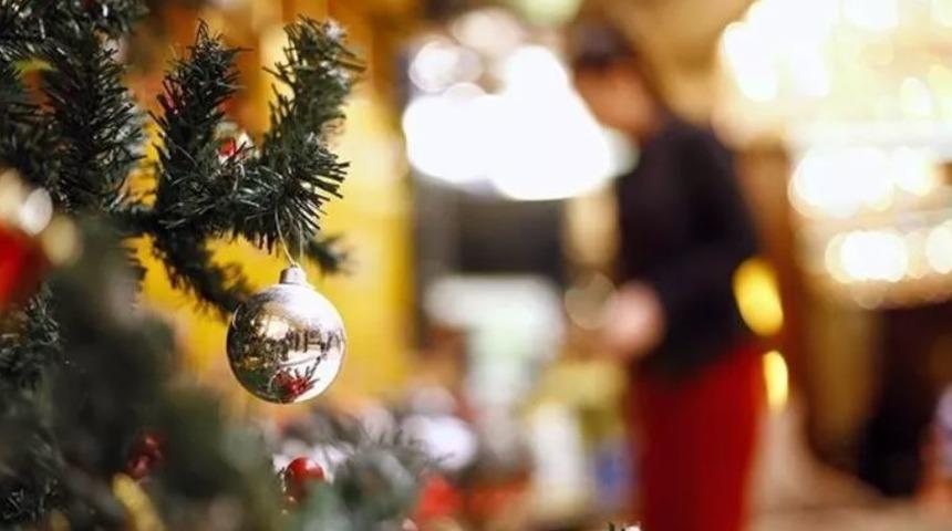 Yılbaşı kutlamaları evde yasak, otelde serbest!