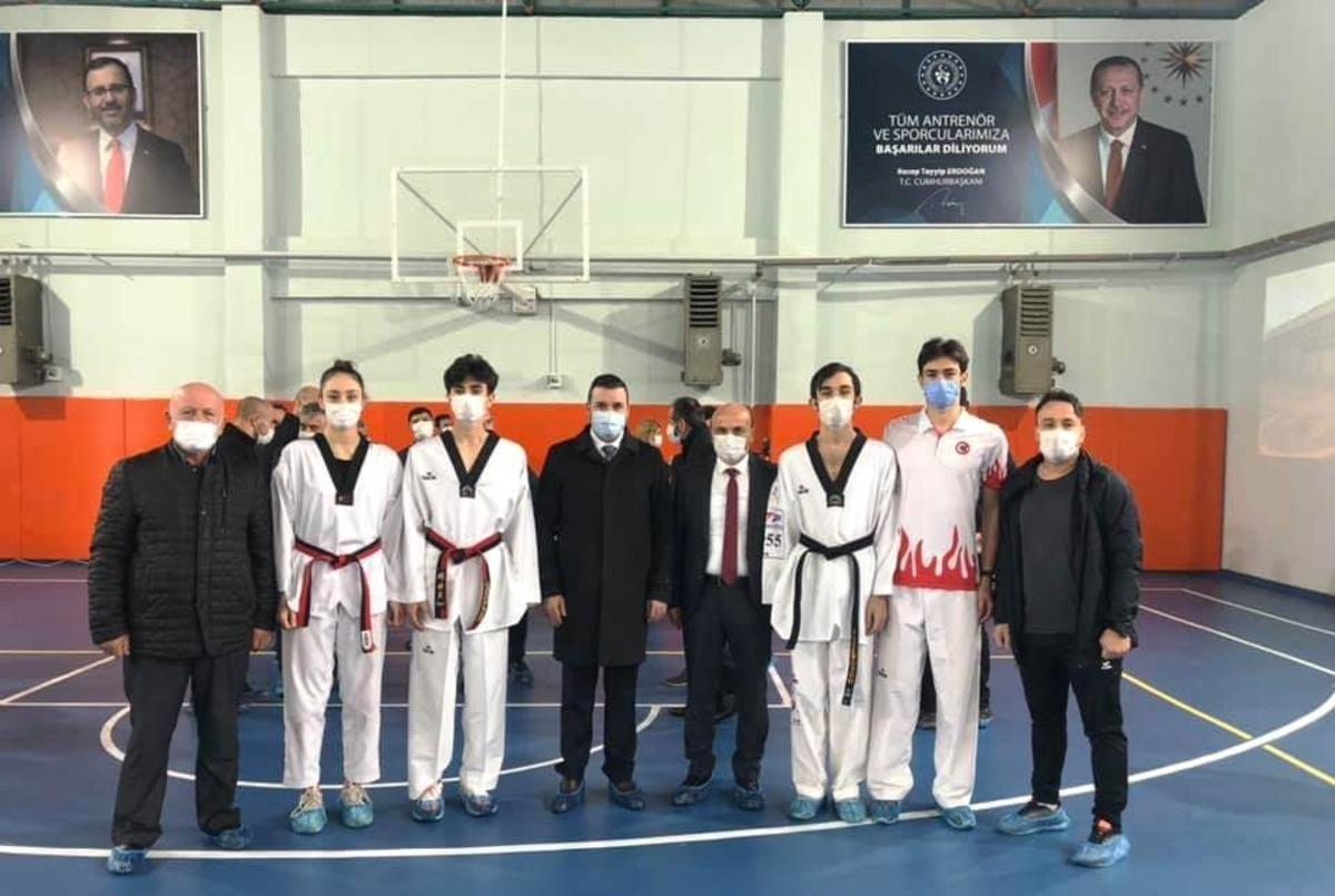 Altınova Spor Salonu t&ouml;renle a&ccedil;ıldı