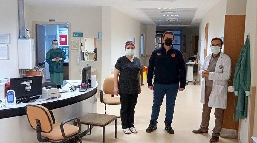 Eskişehir İl Sağlık M&uuml;d&uuml;r&uuml; Prof. Dr. Uğur Bilge hasta ziyaretlerine devam ediyor